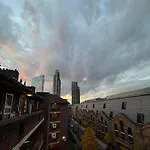 Modern Flat Overlooking Shoreditch